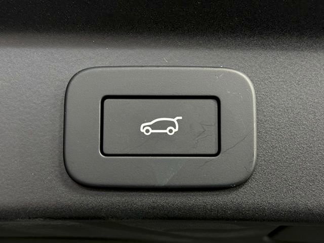New 2026 Jaguar F-PACE R-Dynamic S AWD/4WD image 18