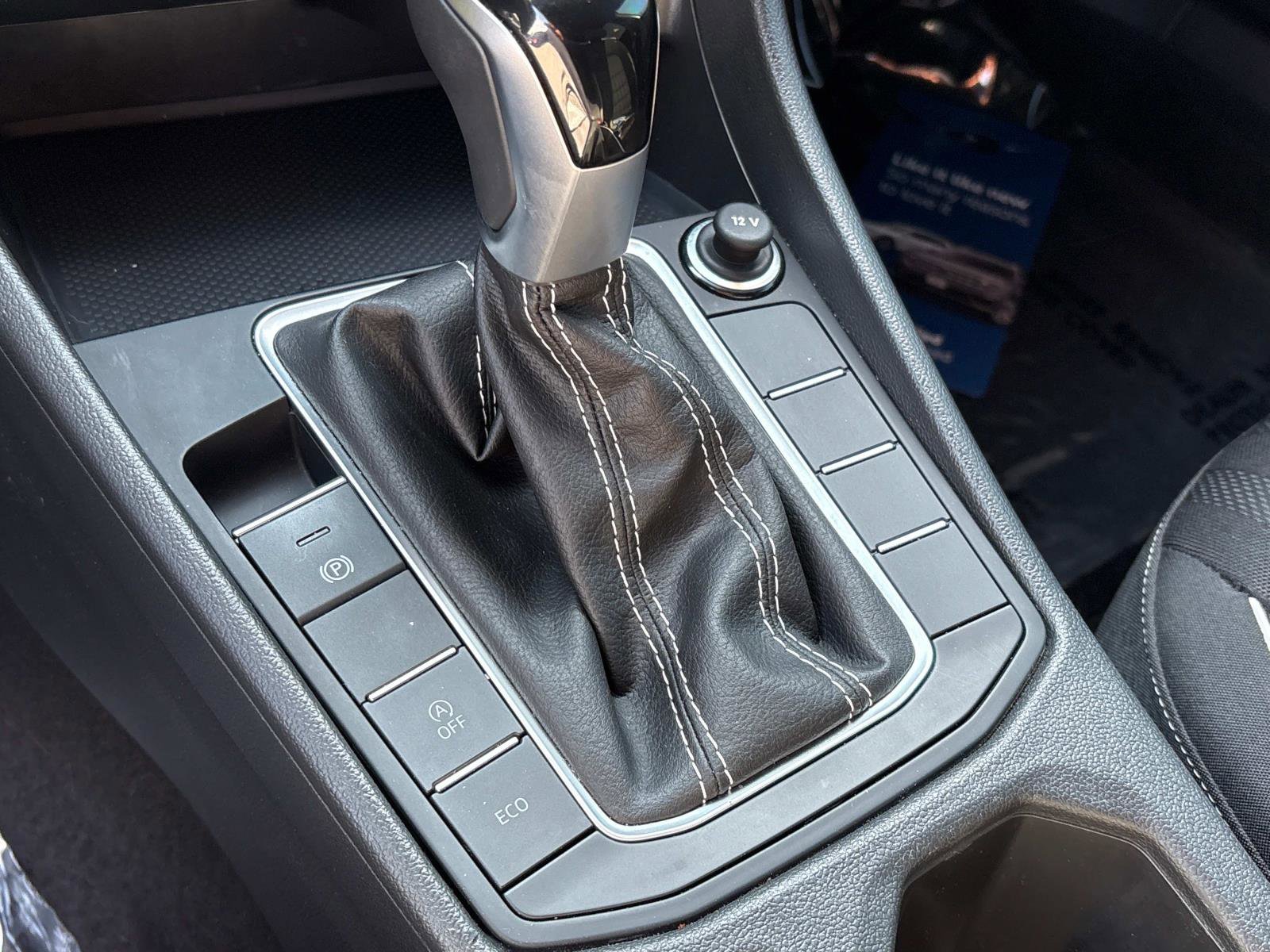 Certified 2024 Volkswagen Jetta Sport image 24