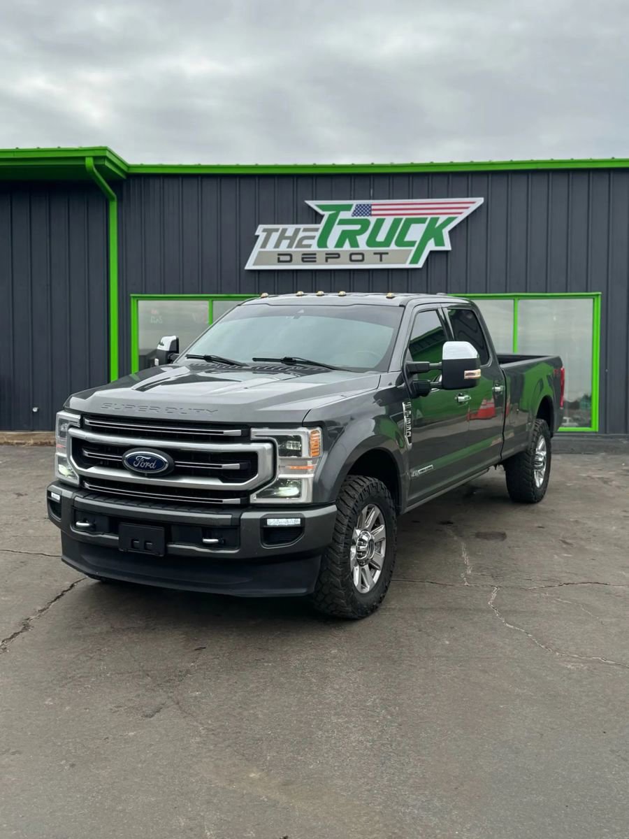 Used 2020 Ford F350 Platinum image 2