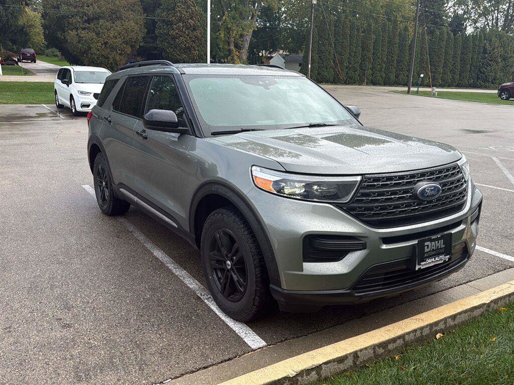 Used 2020 Ford Explorer XLT w/ Comfort Package AWD/4WD image 20