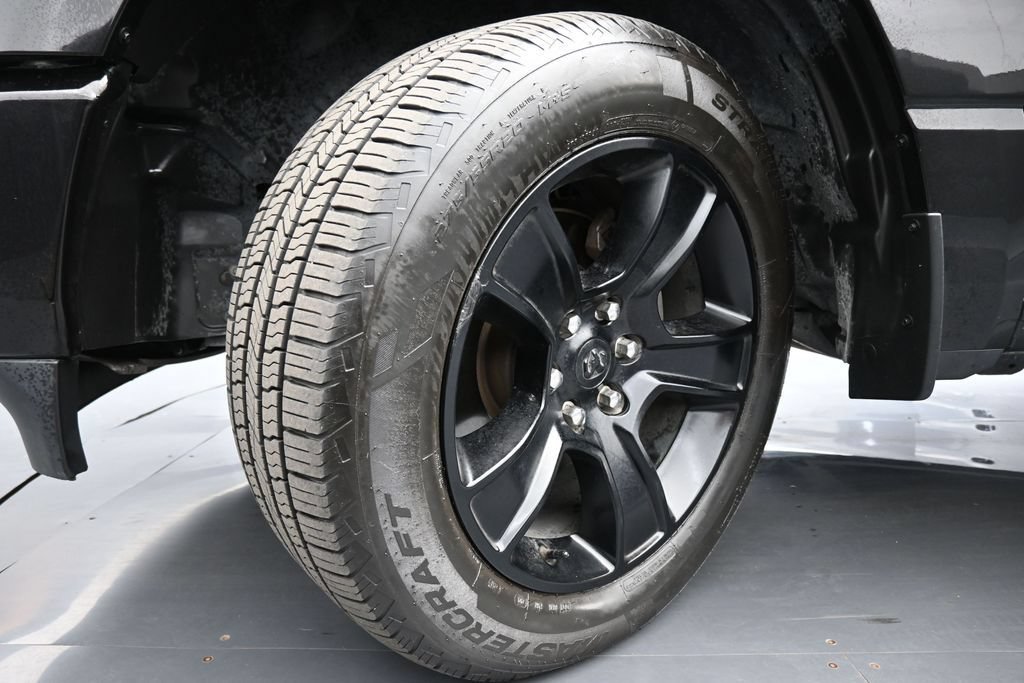 Used 2021 RAM 1500 Big Horn AWD/4WD image 16
