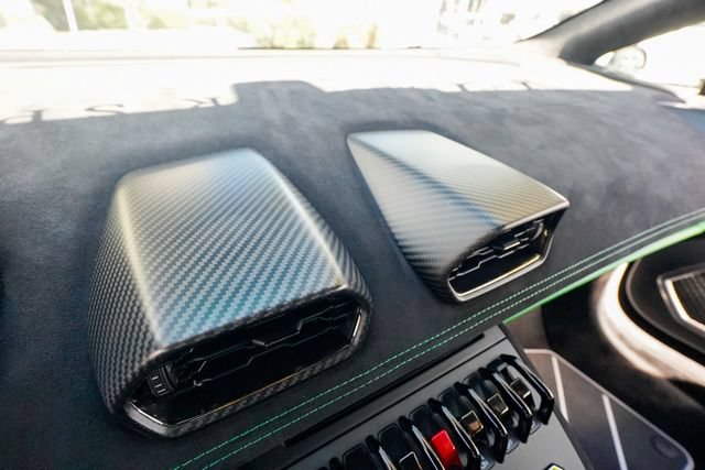 Used 2023 Lamborghini Huracan Tecnica RWD image 71