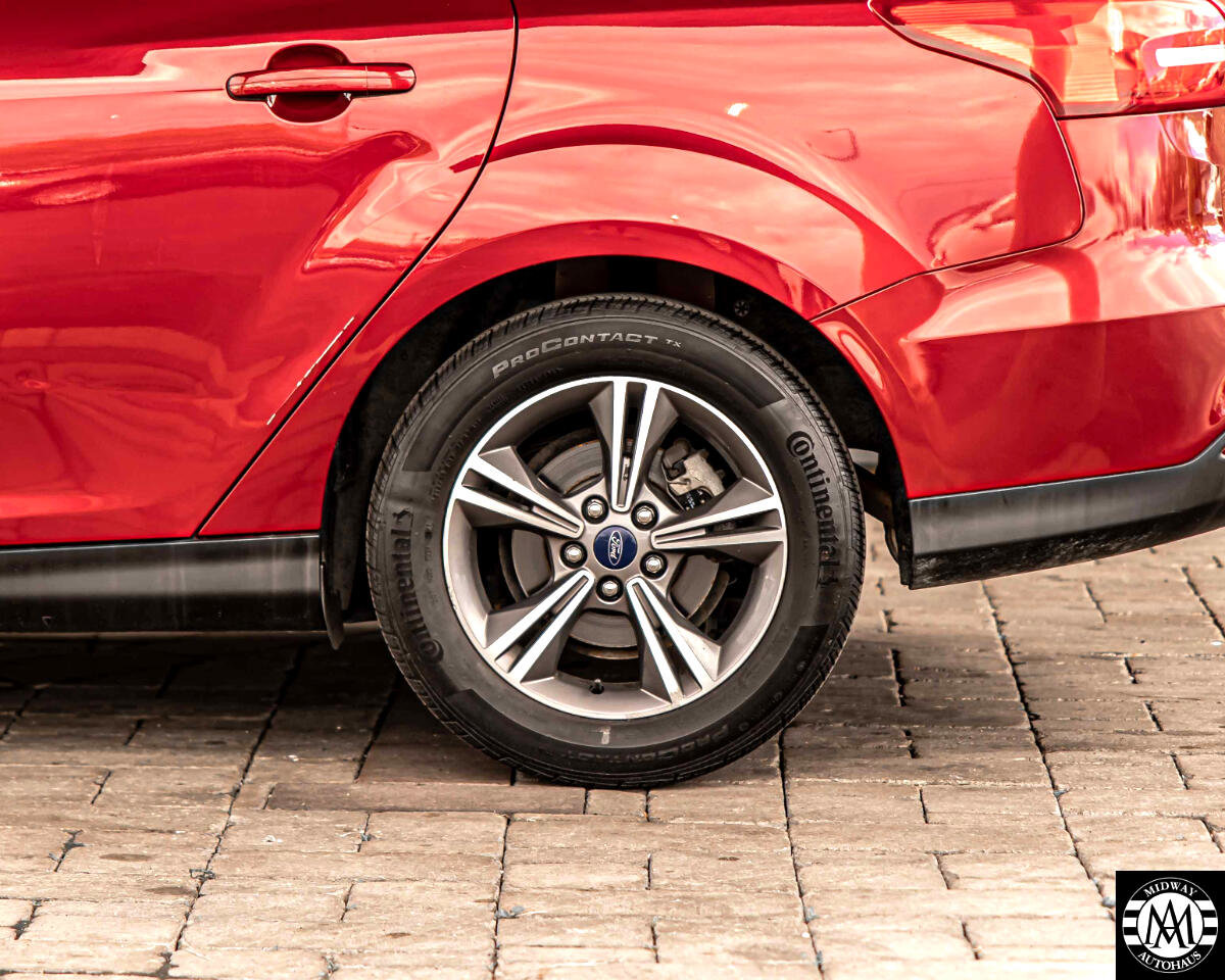 Used 2017 Ford Focus SE image 7