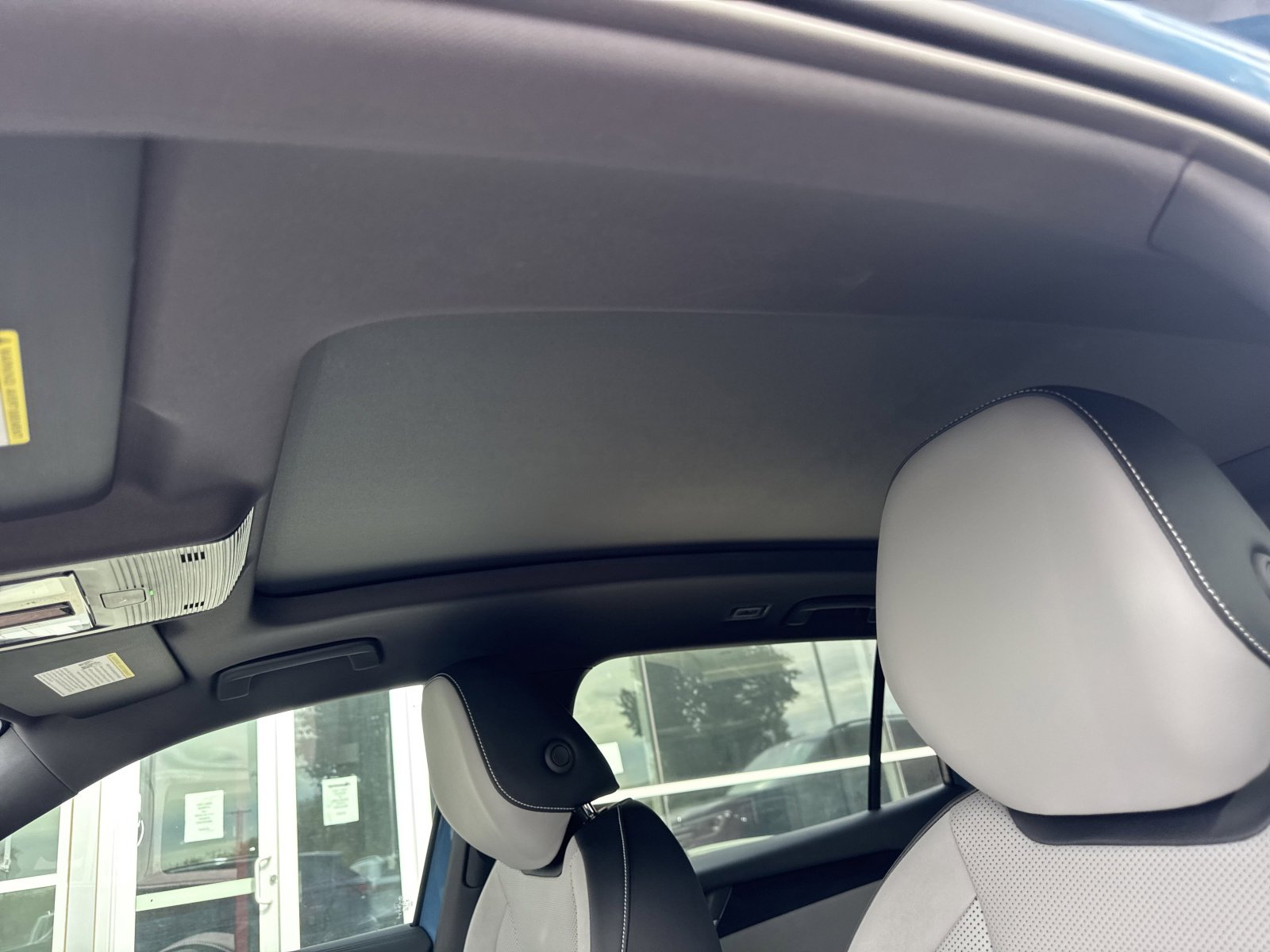 New 2026 Volkswagen Tiguan SE R-Line image 16