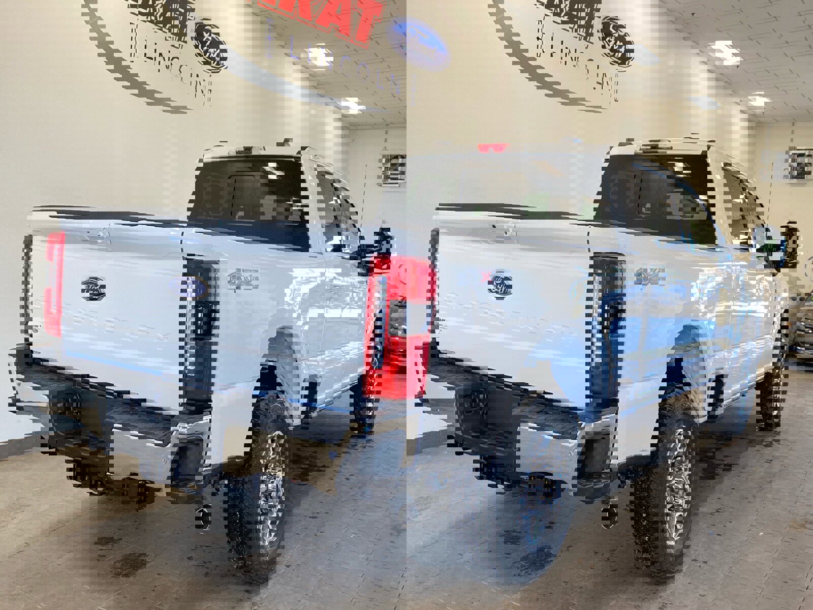 New 2026 Ford F350 Lariat w/ Snow Plow Prep Package image 7