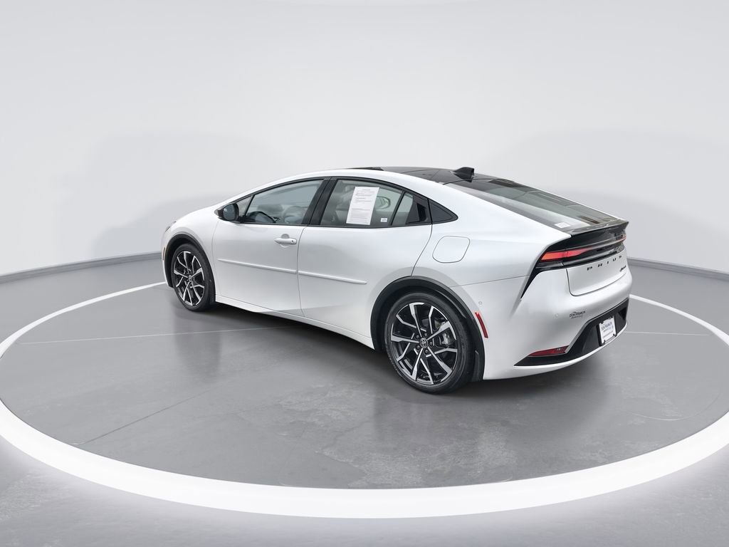 Used 2024 Toyota Prius Prime Premium w/ Advanced Technology Package image 6