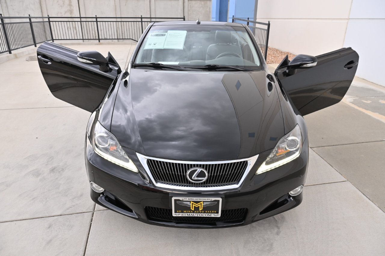 Used 2012 Lexus IS 350C w/ Luxury Pkg RWD image 41