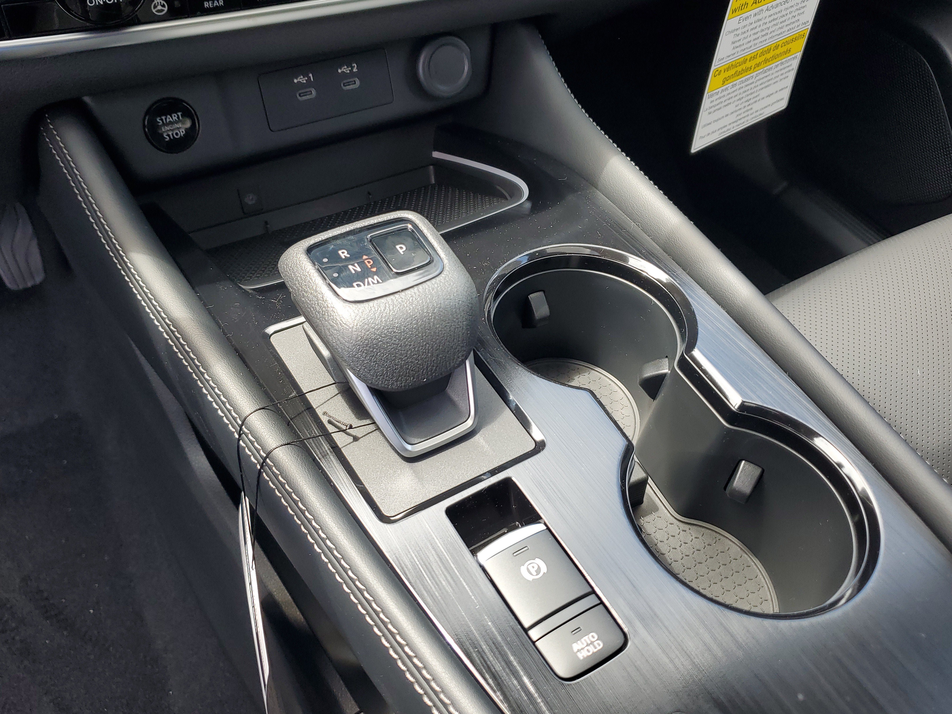 New 2025 Nissan Rogue Platinum w/ Platinum Premium Package FWD image 17
