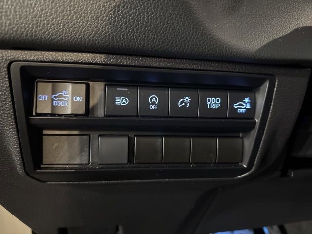 Used 2024 Toyota Tundra Limited image 29