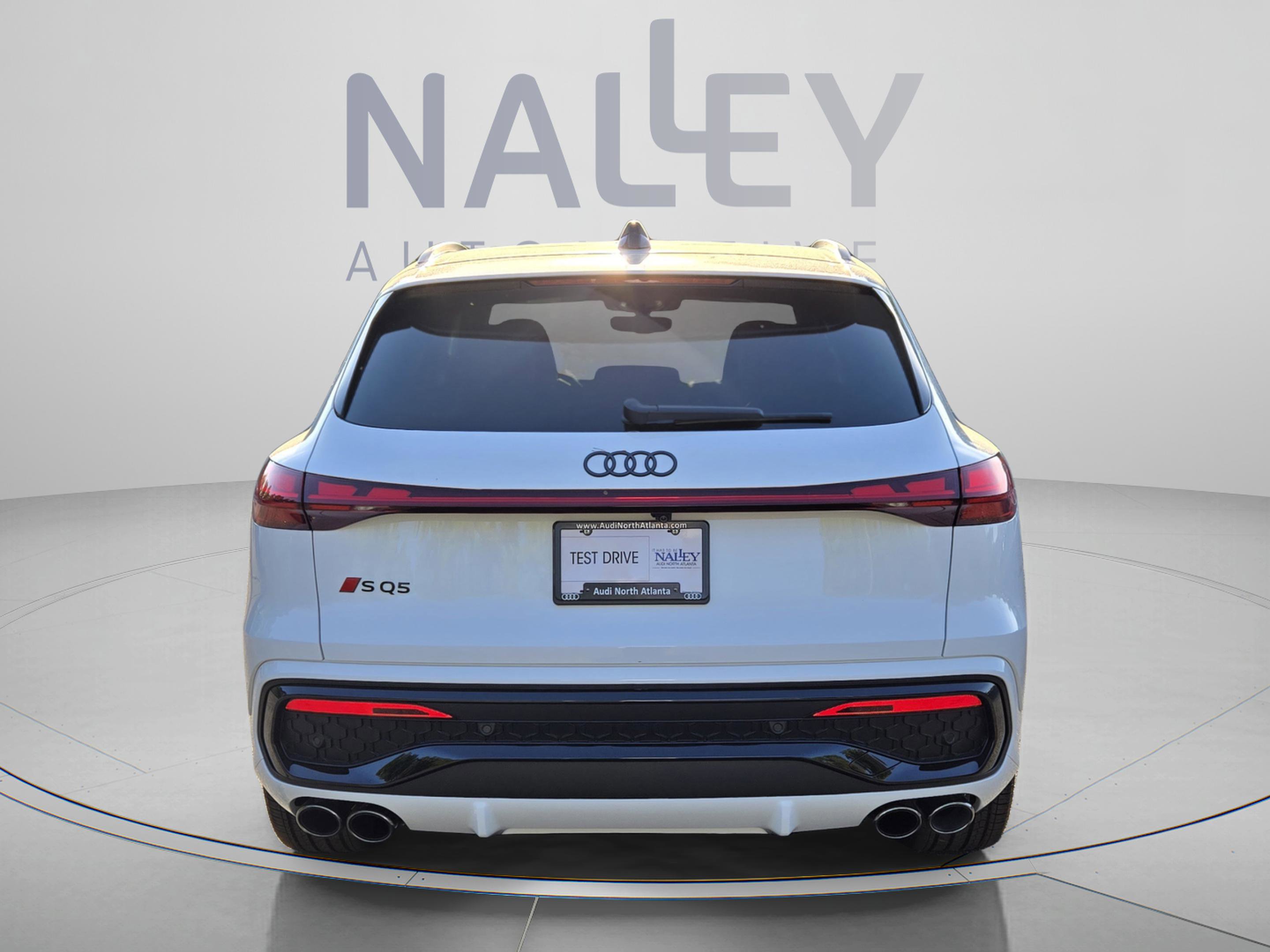 New 2026 Audi SQ5 Prestige AWD/4WD image 4