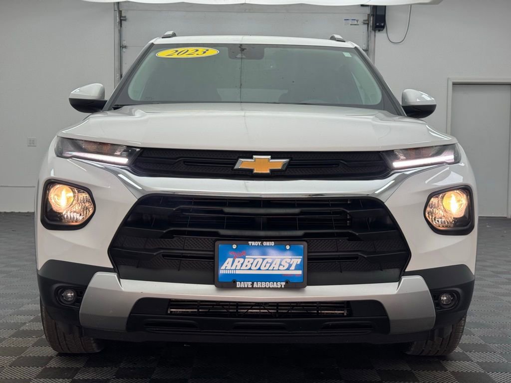 Used 2023 Chevrolet TrailBlazer LT w/ Convenience Package AWD/4WD image 11