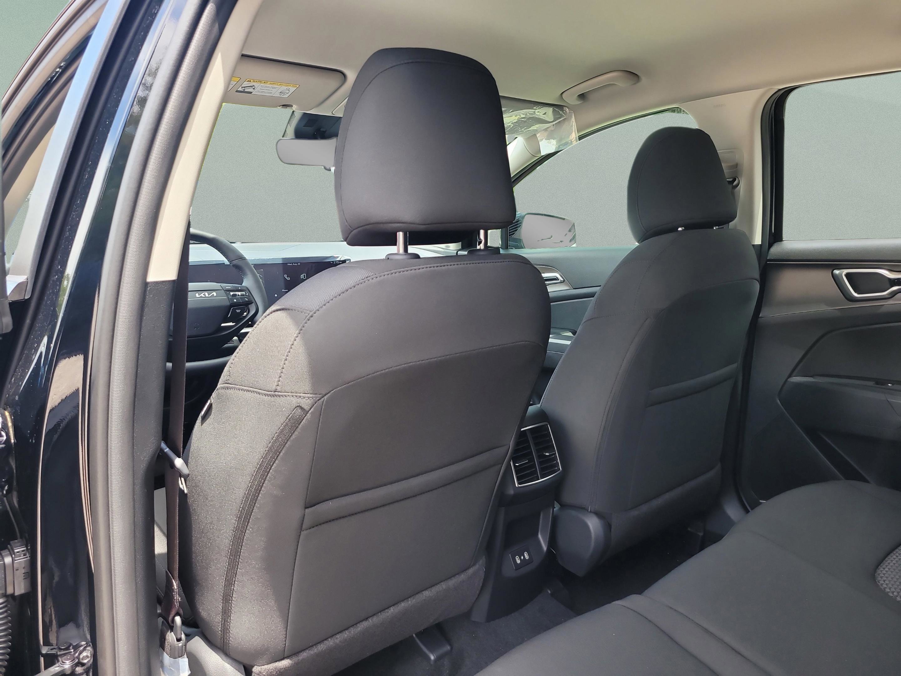 New 2026 Kia Sportage LX image 25