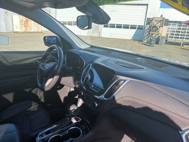 Used 2022 Chevrolet Equinox Premier AWD/4WD image 20