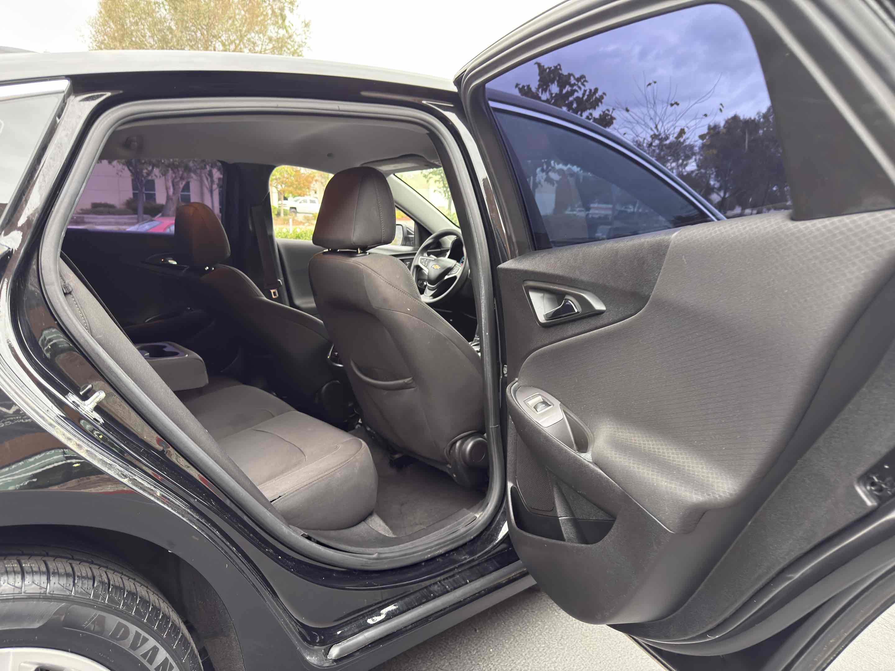 Used 2020 Chevrolet Malibu LT image 41