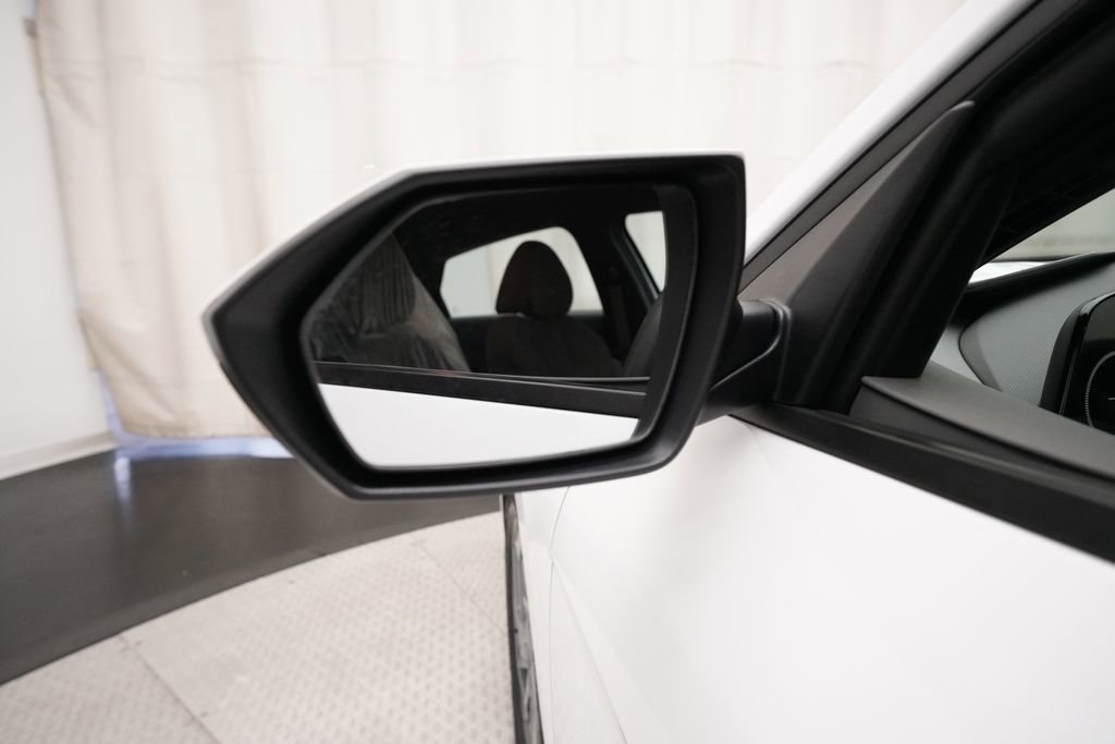 Used 2024 Hyundai Elantra SEL FWD image 24