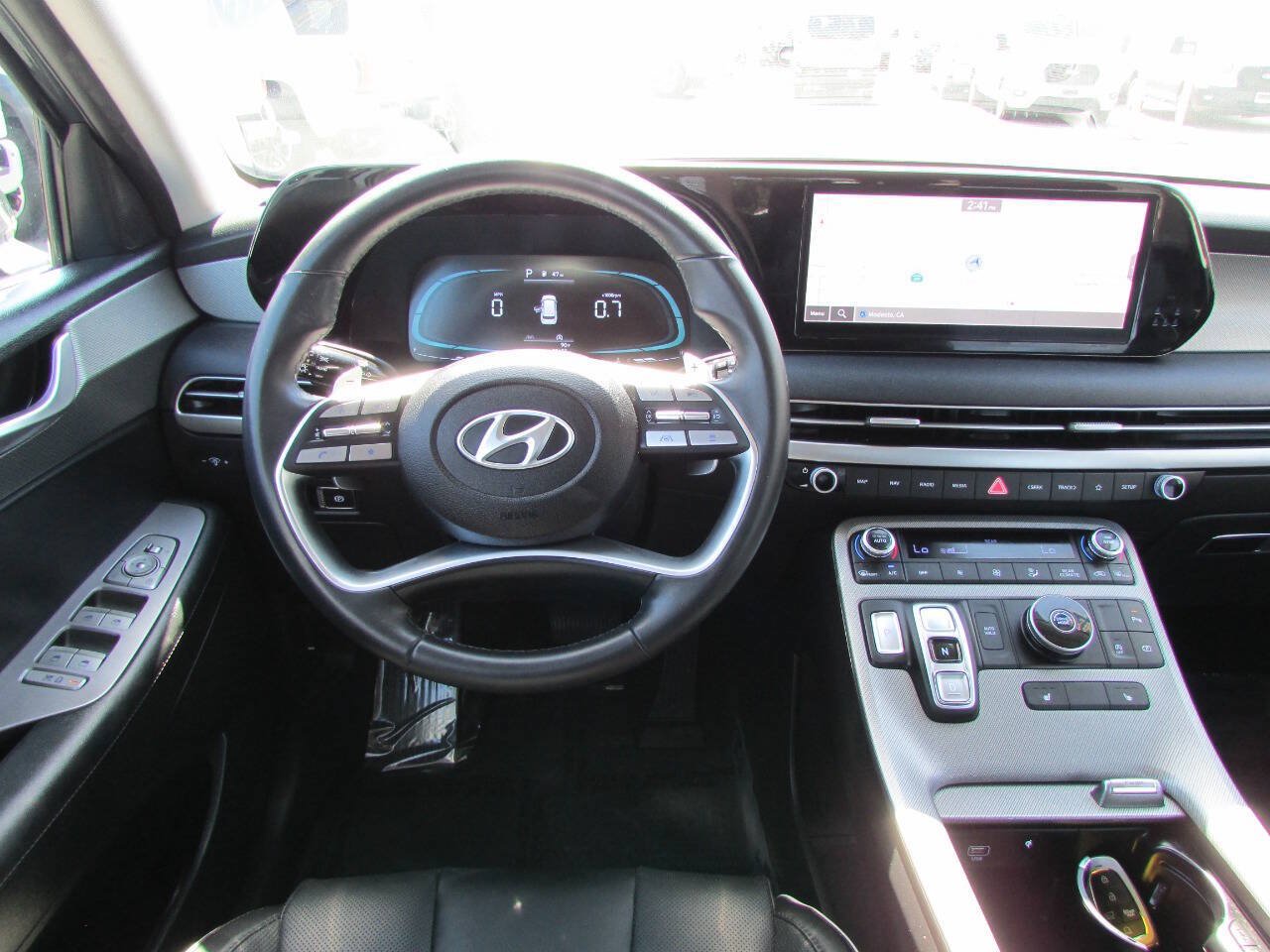 Used 2024 Hyundai Palisade SEL FWD image 23