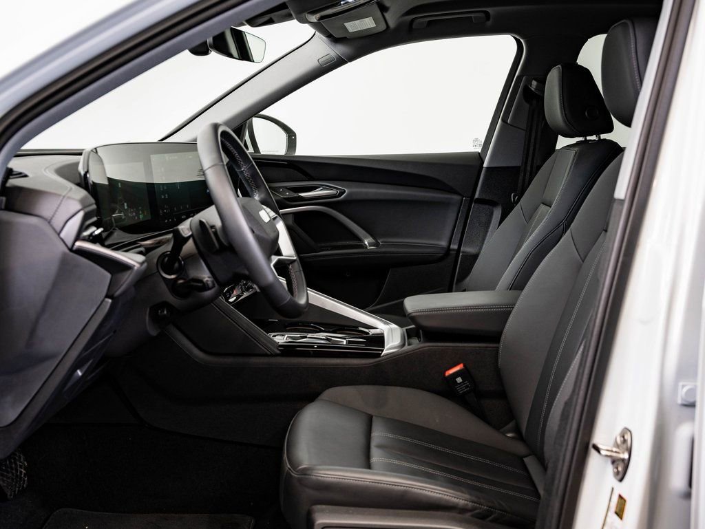 Certified 2025 Audi Q5 Premium w/ 19" Wheel Package image 22