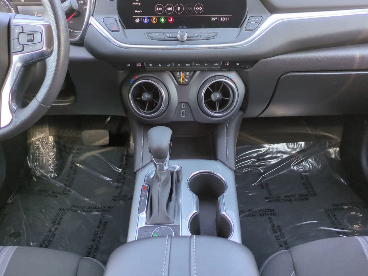 Used 2025 Chevrolet Blazer LT FWD image 18