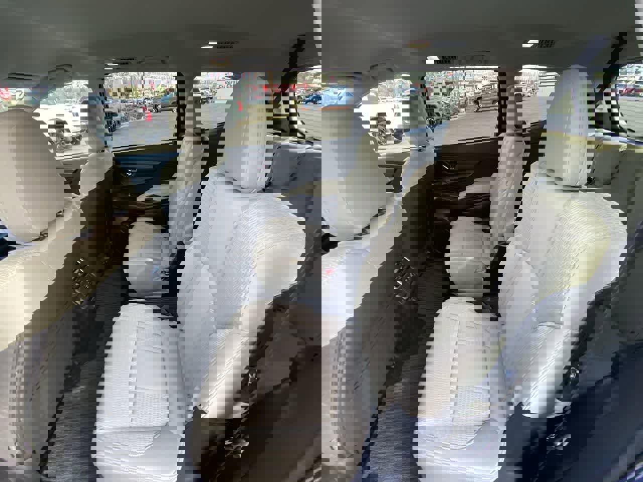 Used 2025 Subaru Ascent Premium image 21