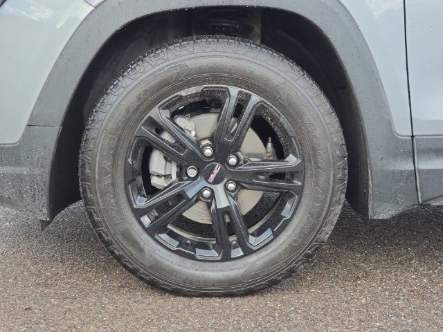 Used 2024 GMC Terrain AT4 w/ Tech Package AWD/4WD image 23