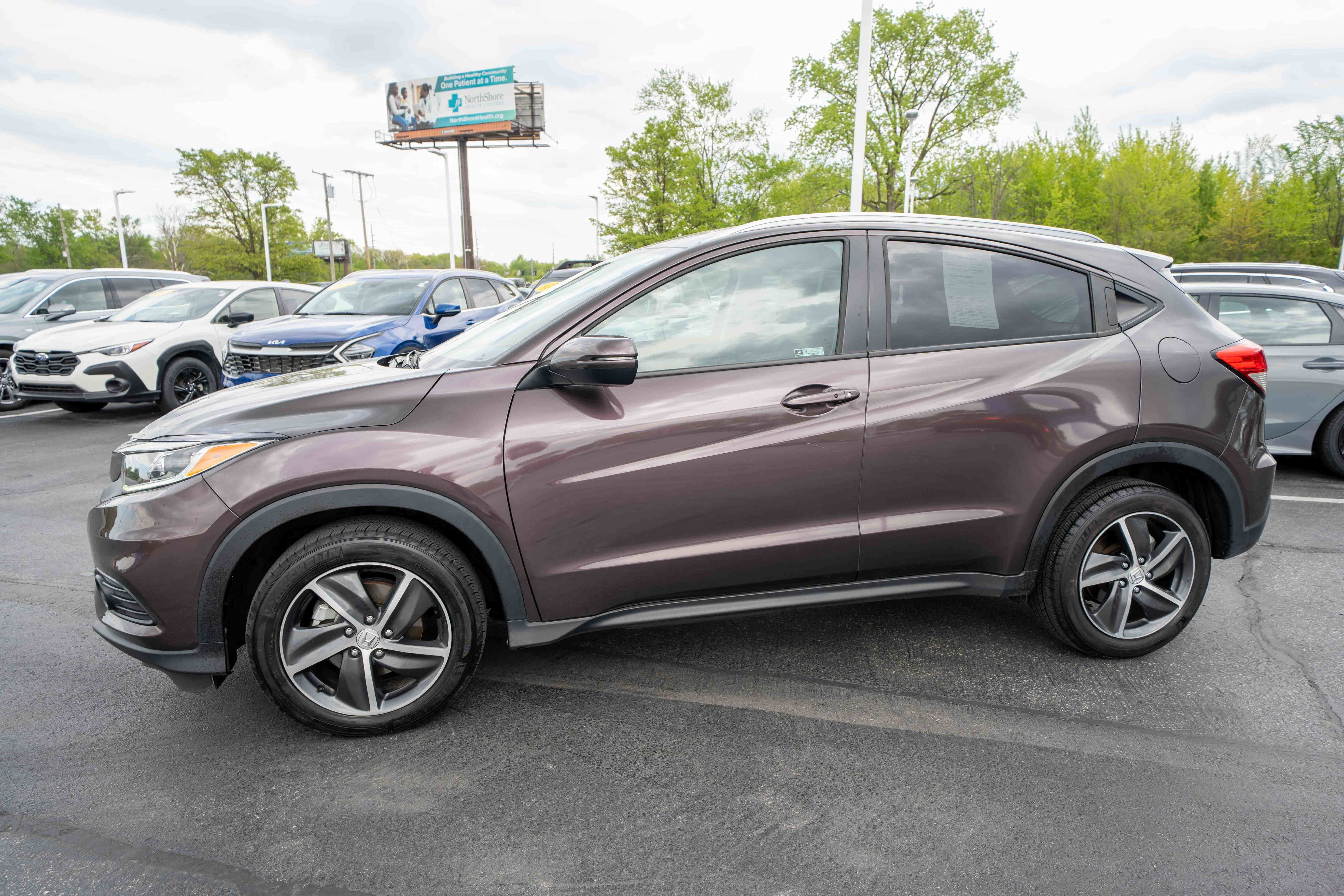 Used 2022 Honda HR-V EX image 3