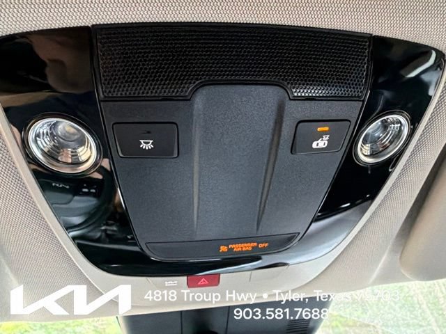 Certified 2025 Kia EV6 Wind RWD image 23