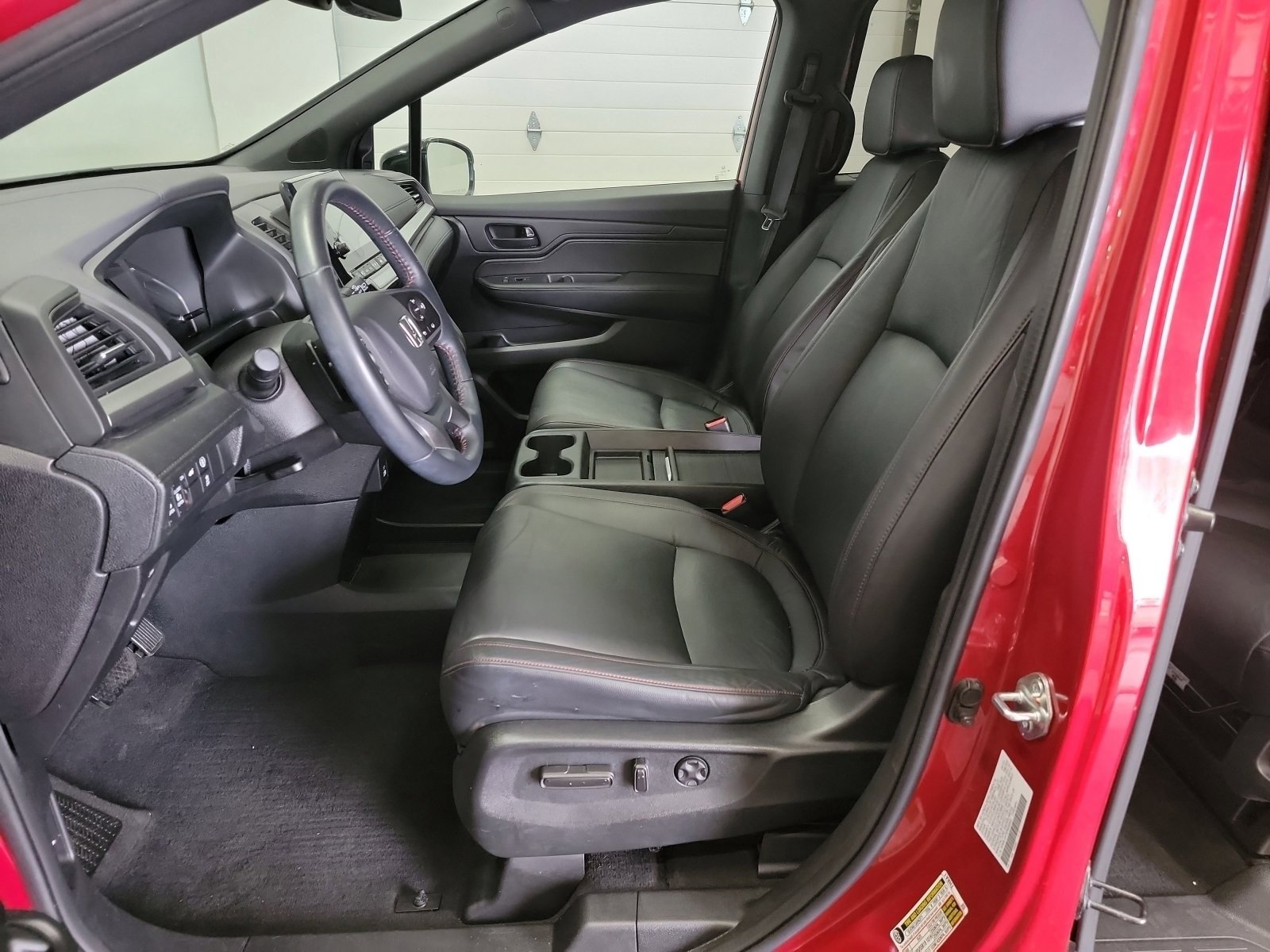 Certified 2023 Honda Odyssey Sport image 12