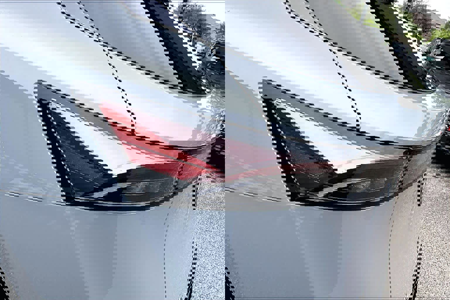 Used 2025 Nissan Ariya Platinum image 28