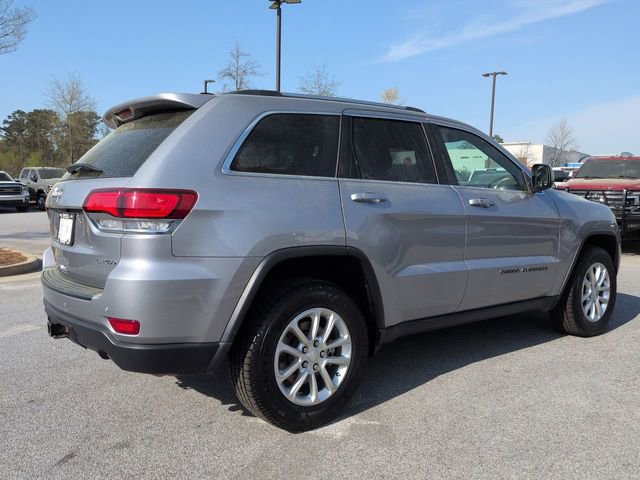 Certified 2021 Jeep Grand Cherokee Laredo w/ Security & Convenience Group image 4