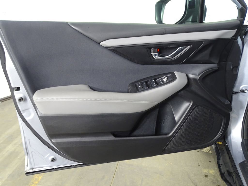Used 2023 Subaru Outback Premium image 14
