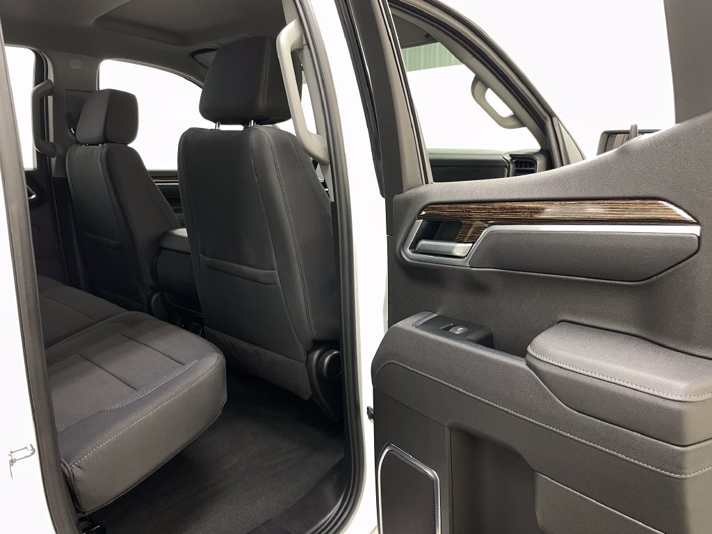 Certified 2025 GMC Sierra 1500 Elevation AWD/4WD image 39