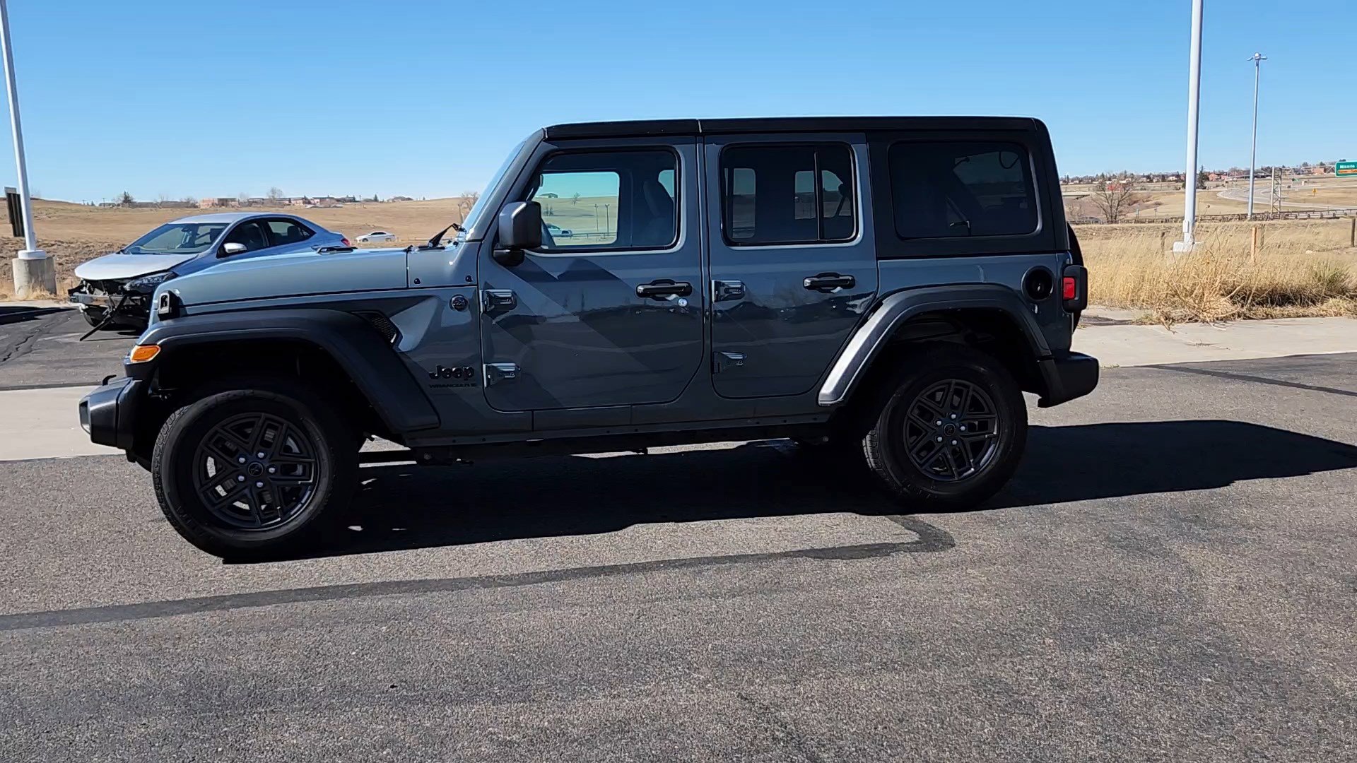 Used 2024 Jeep Wrangler Sport S image 2