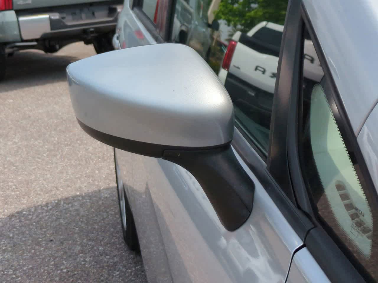 Used 2016 Nissan Versa Note S Plus FWD image 12