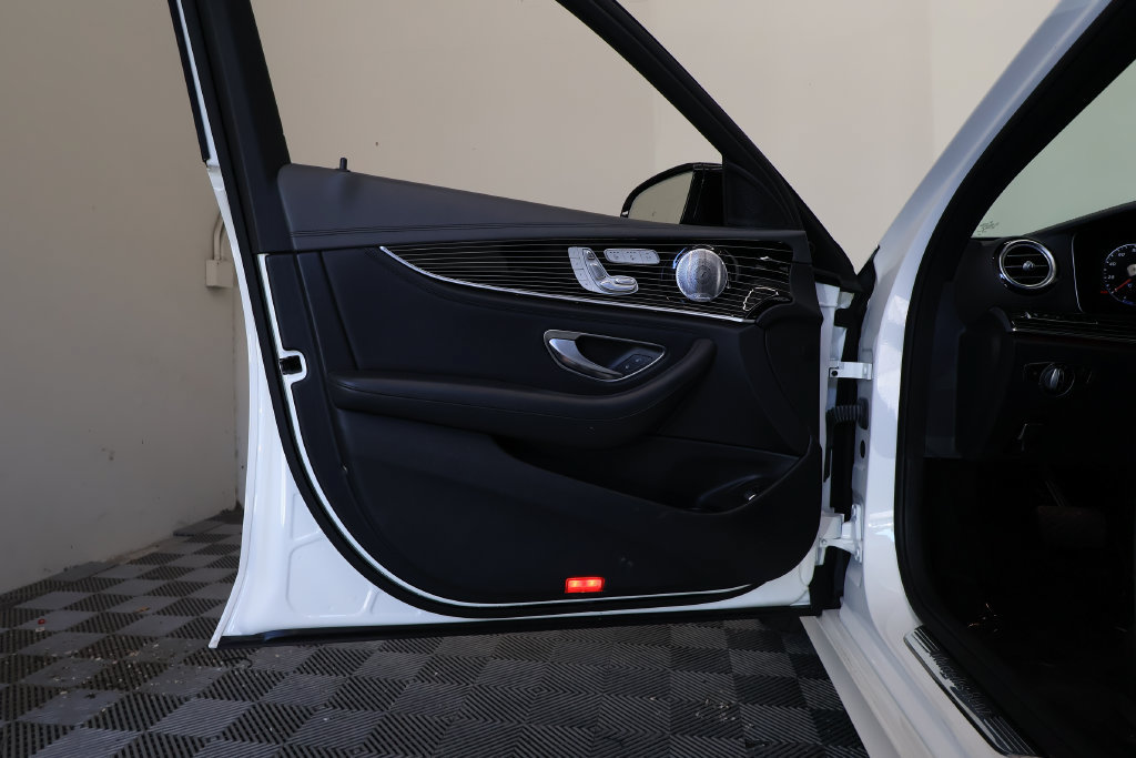 Used 2020 Mercedes-Benz E 350 Sedan image 14