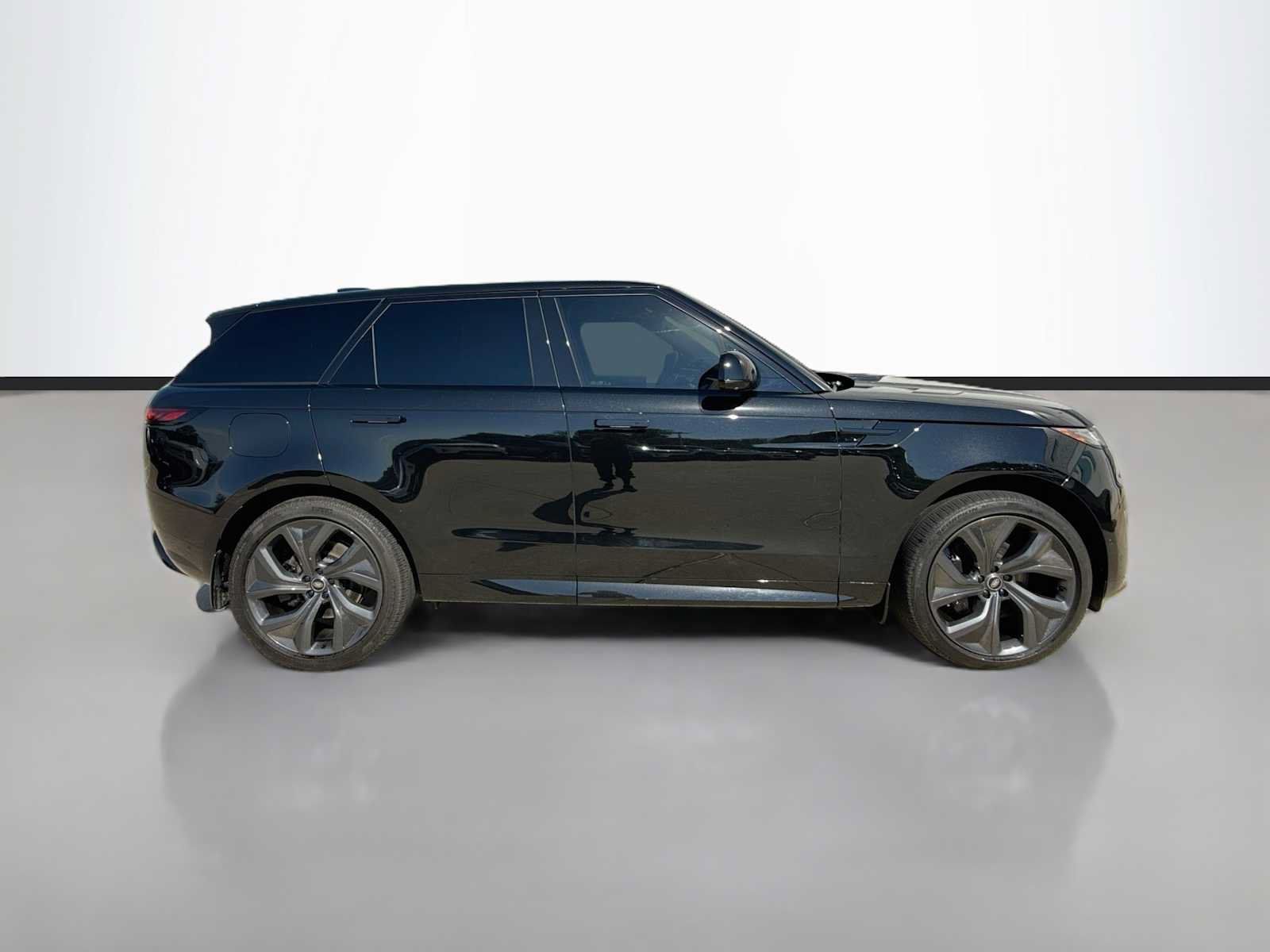 Certified 2025 Land Rover Range Rover Sport Dynamic SE AWD/4WD image 7
