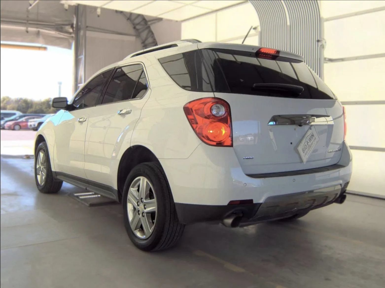 Used 2015 Chevrolet Equinox LTZ AWD/4WD image 3