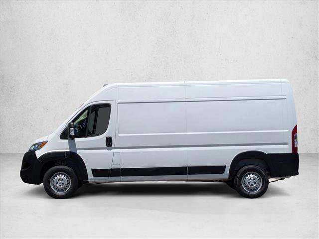 Used 2025 RAM ProMaster 2500 w/ Convenience Group FWD image 9