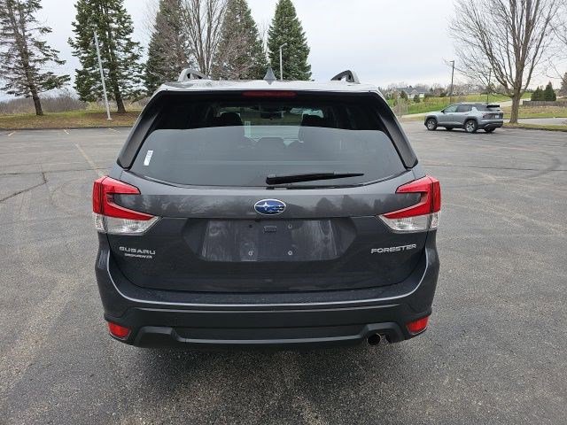 Used 2023 Subaru Forester Limited image 5