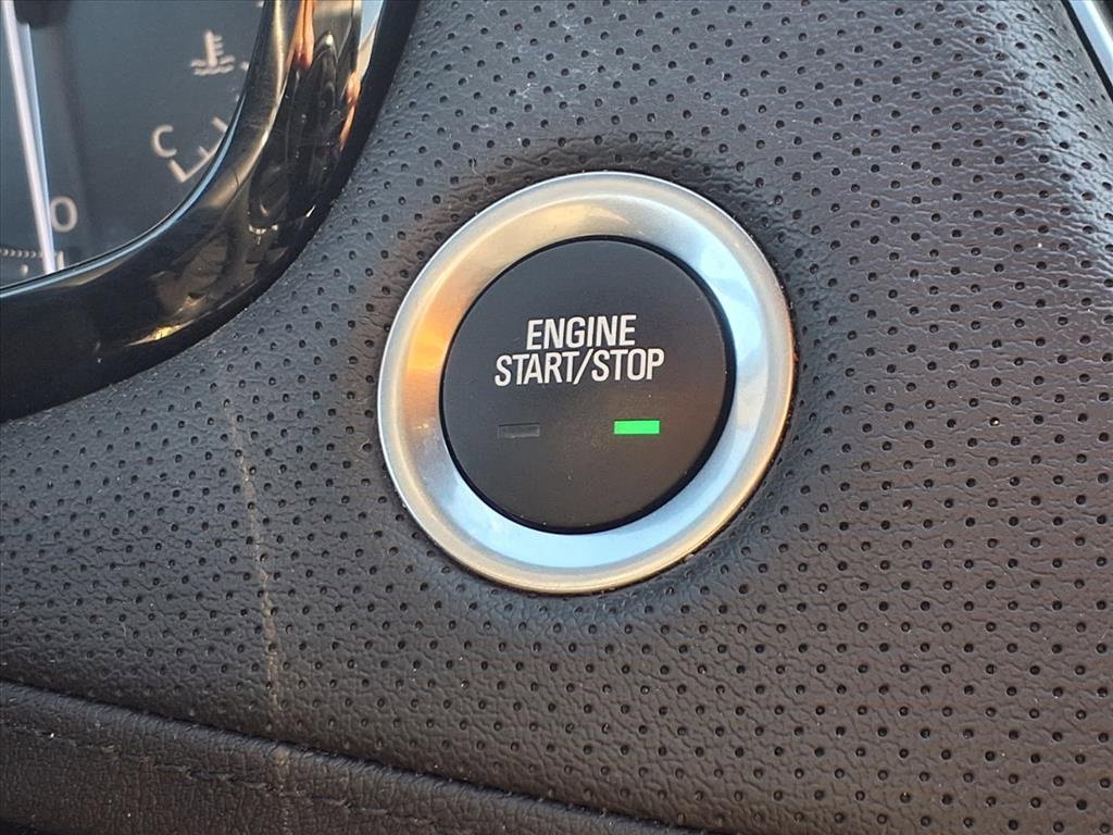 Used 2023 Cadillac XT5 Premium Luxury image 8