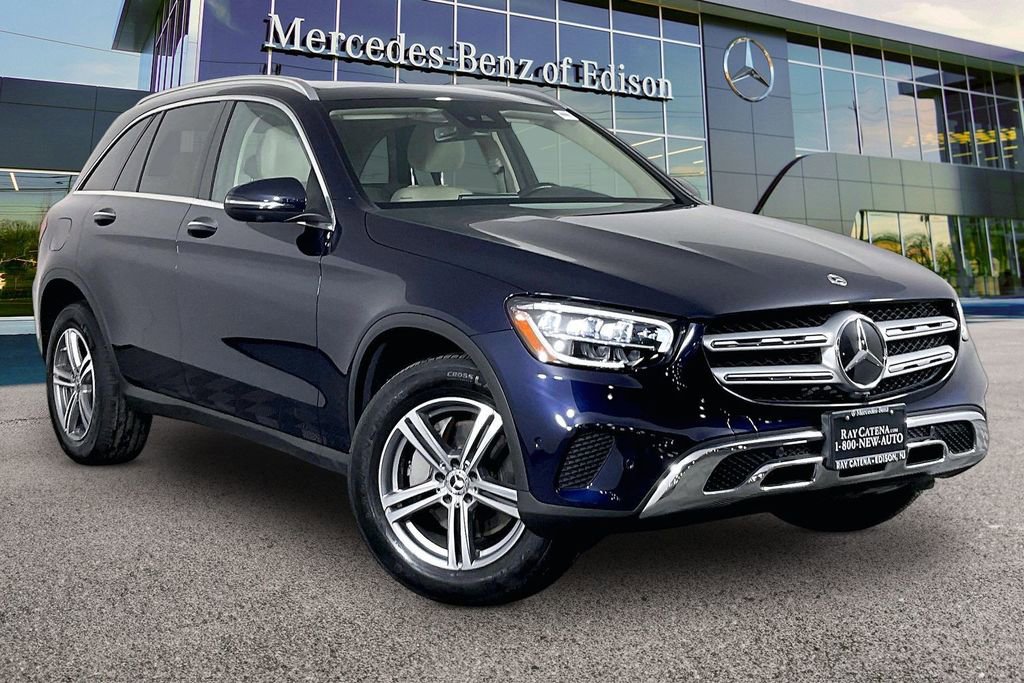 Certified 2022 Mercedes-Benz GLC 300 4MATIC image 1