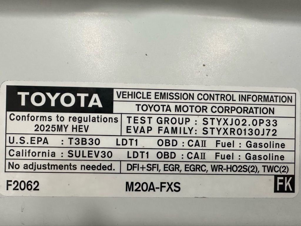 Used 2025 Toyota Corolla Cross AWD Hybrid image 69