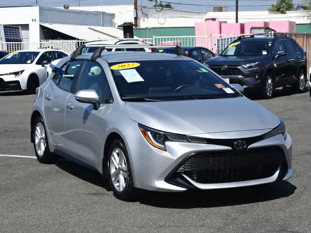 Used 2022 Toyota Corolla SE FWD image 2