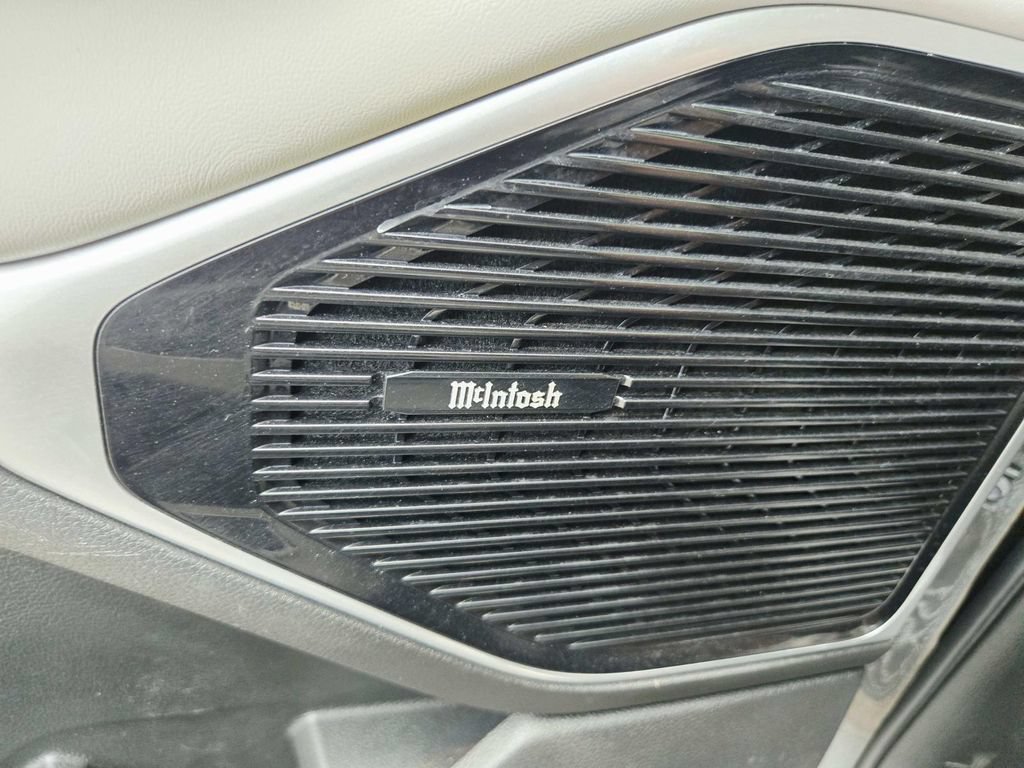 Certified 2023 Jeep Wagoneer Series III w/ Premium Group I AWD/4WD image 41