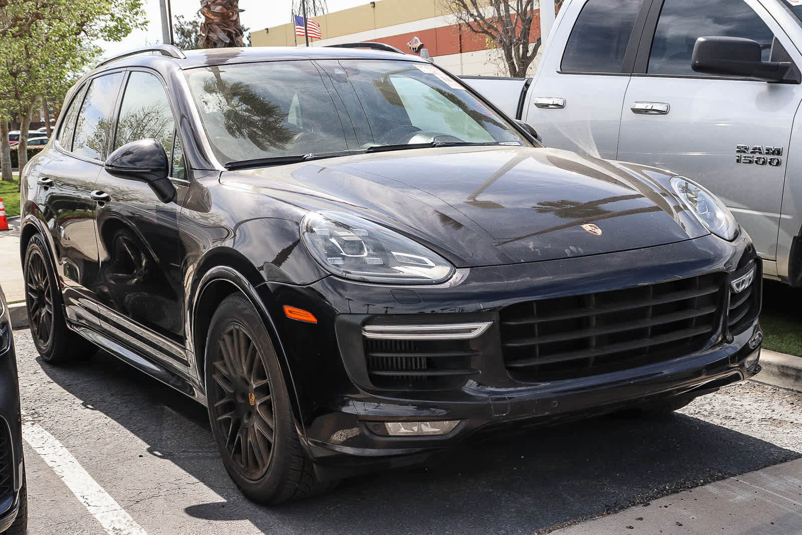 Used 2016 Porsche Cayenne GTS w/ Premium Package Plus image 2