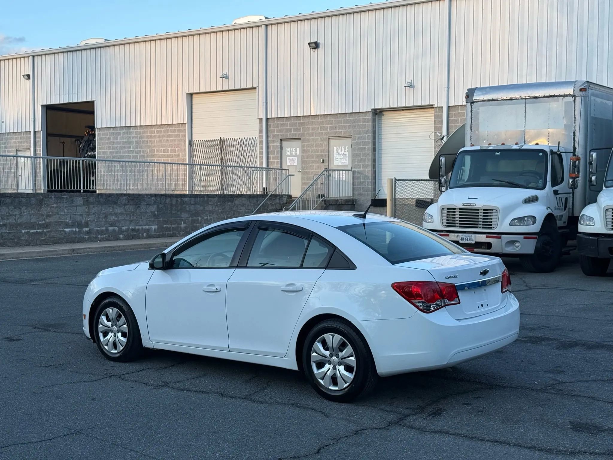 Used 2013 Chevrolet Cruze LS image 10