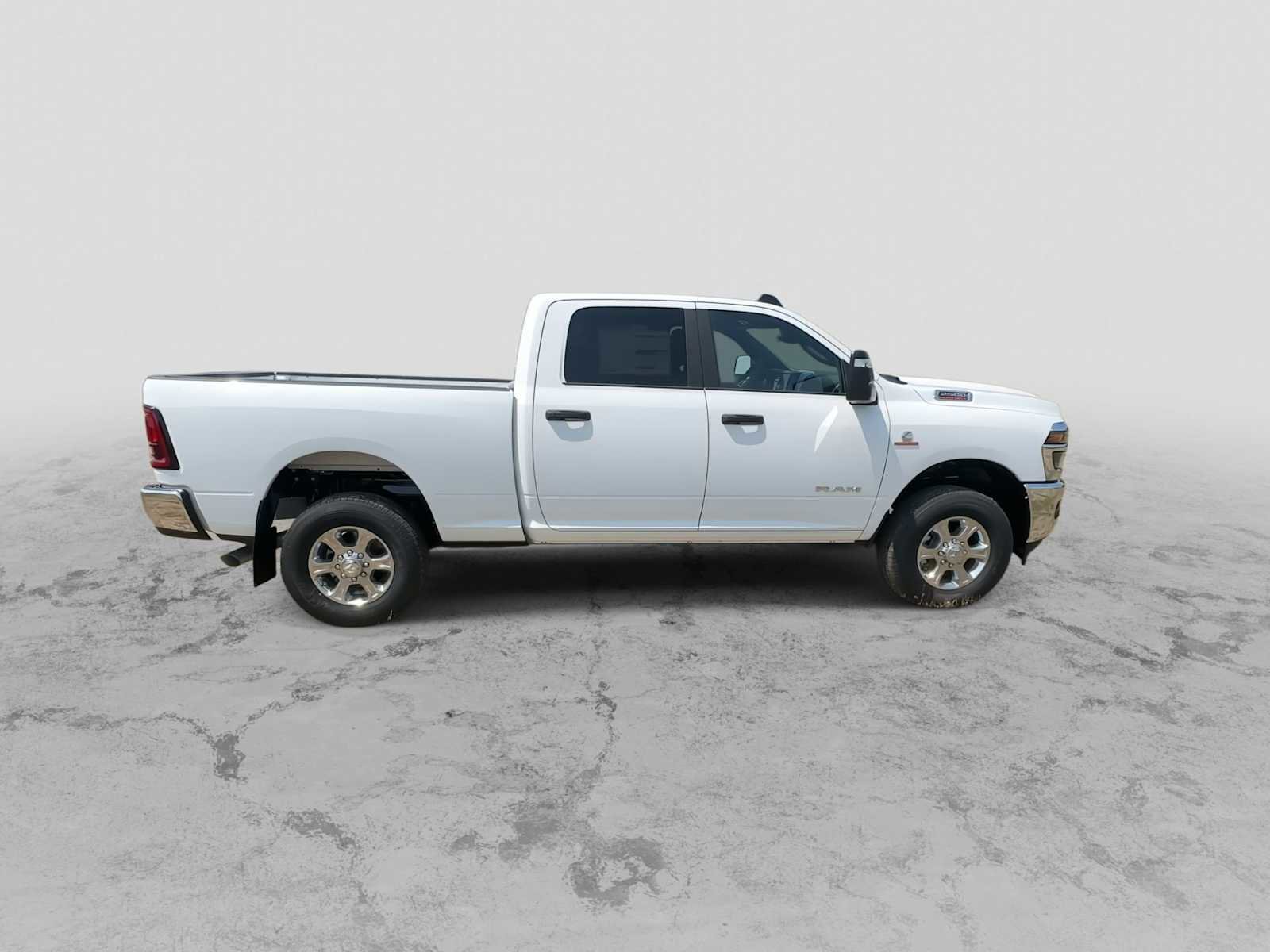 New 2025 RAM 2500 Big Horn AWD/4WD image 9