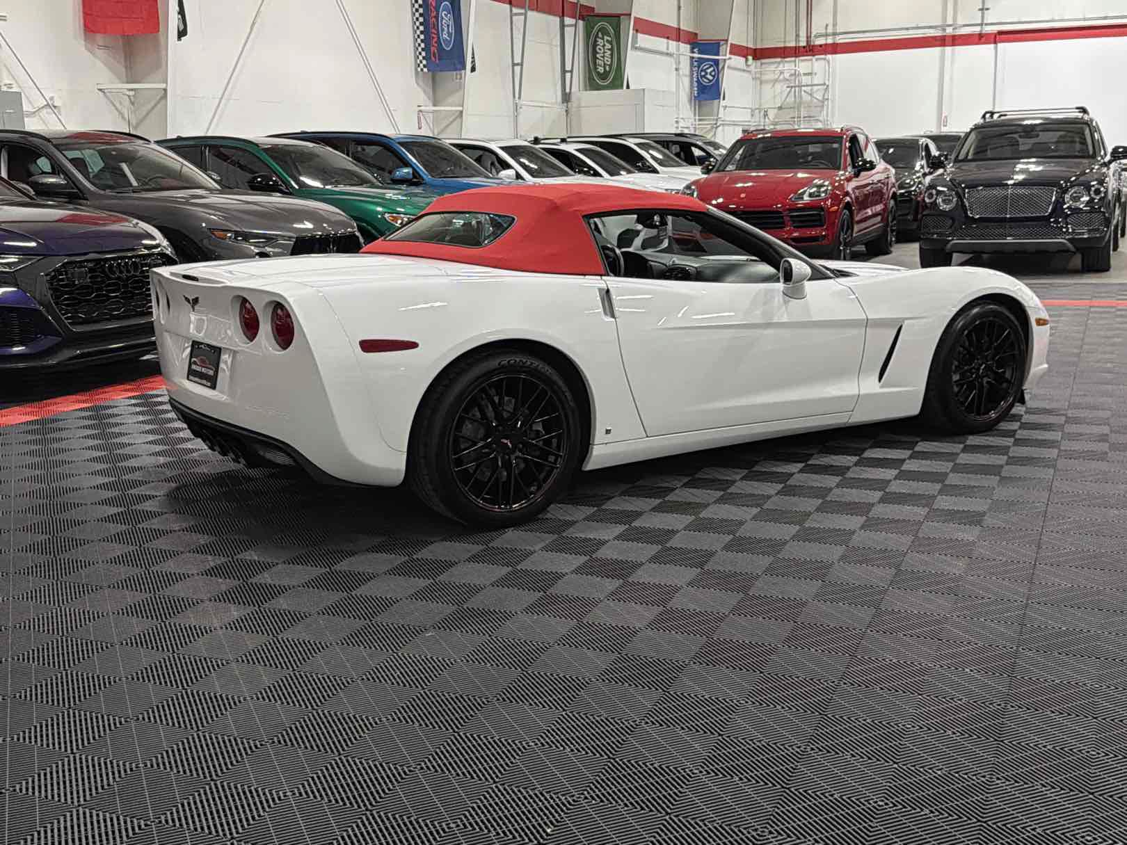 Used 2008 Chevrolet Corvette Convertible w/ Preferred Equipment Group RWD image 12