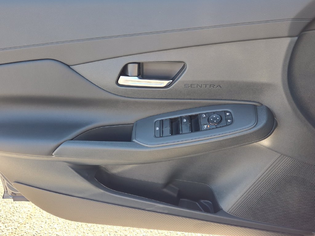 New 2027 Nissan Sentra SV FWD image 27