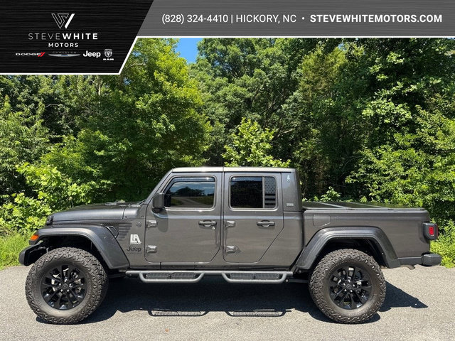 Used 2025 Jeep Gladiator Sport