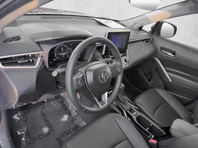 Certified 2025 Toyota Corolla Cross XLE image 11